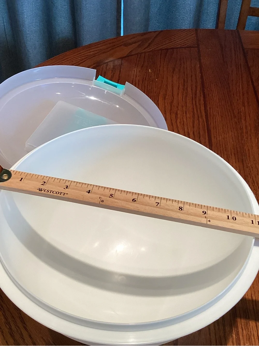 Iris Schwartz 2-78-722 Large Pasta/Salad Bowl & Lid With Teal/Aqua Handles